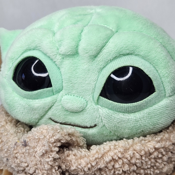 Star Wars The Mandalorian Baby Yoda Plush Mattel - Picture 2 of 4